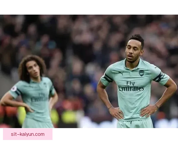 扎伊尔埃梅里技术特点分析：灵活的控球能力与出色的传球视野提升球队竞争力